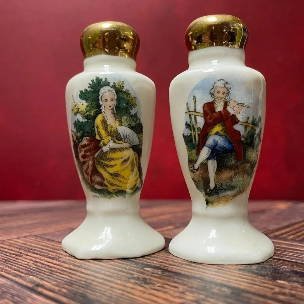 Vintage 1950s Souvenir Colonial Salt & Pepper Shakers (Set of 4) Pres.Washington